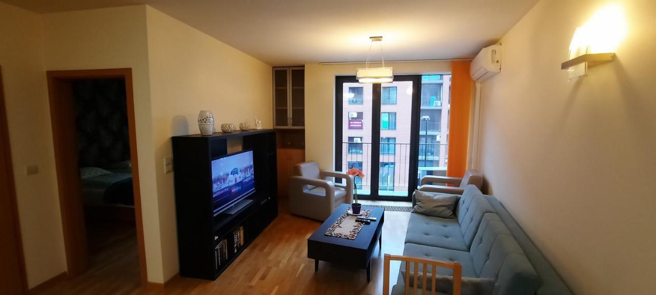 Apartment Angel
